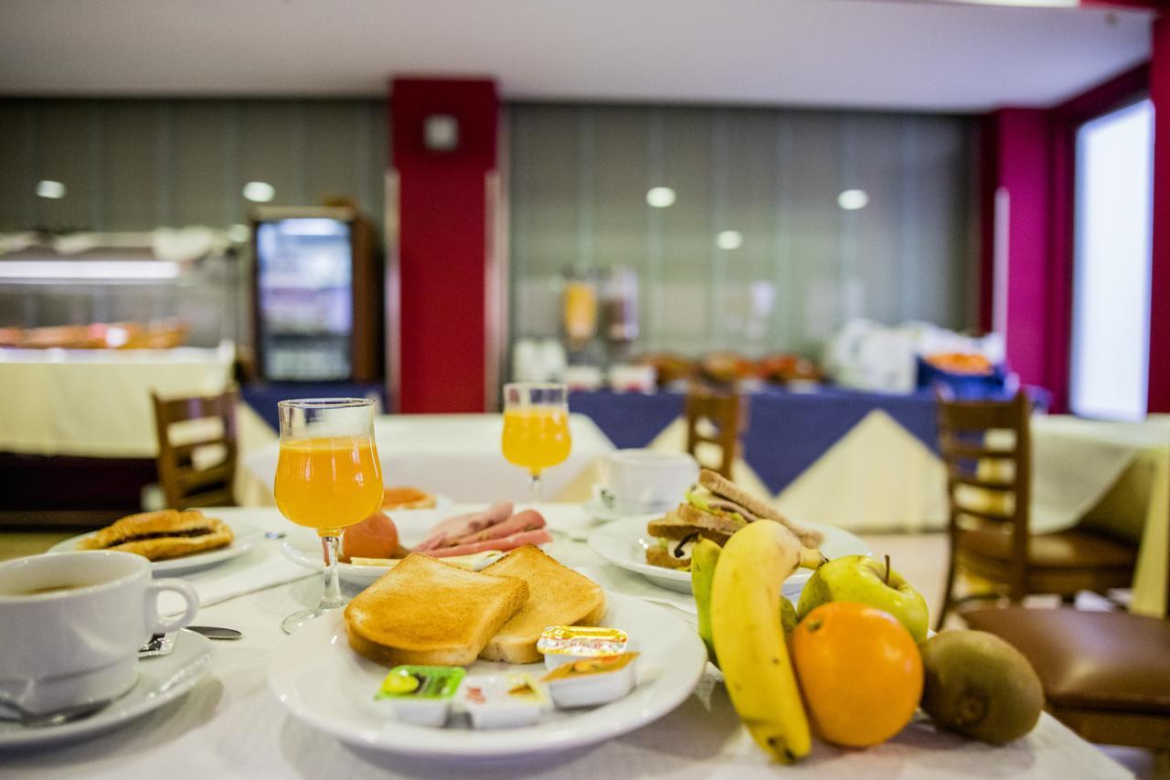 Apartamentos Turisticos Biarritz - Bloque I Gandia Zewnętrze zdjęcie