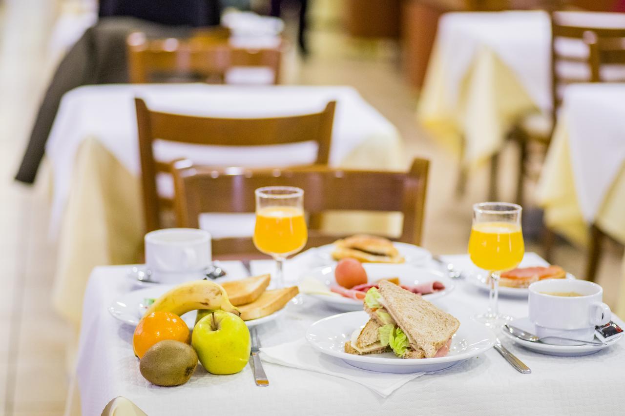 Apartamentos Turisticos Biarritz - Bloque I Gandia Zewnętrze zdjęcie